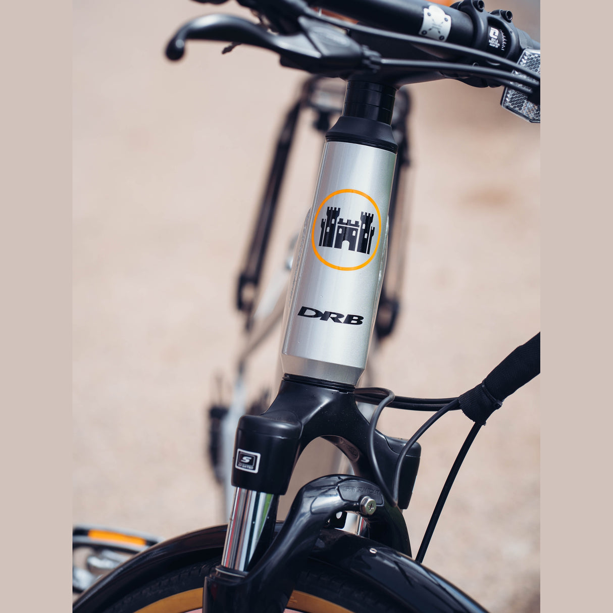 Dallingridge Malvern Silver Electric Bike - Gents - Sable and Grace LTD.